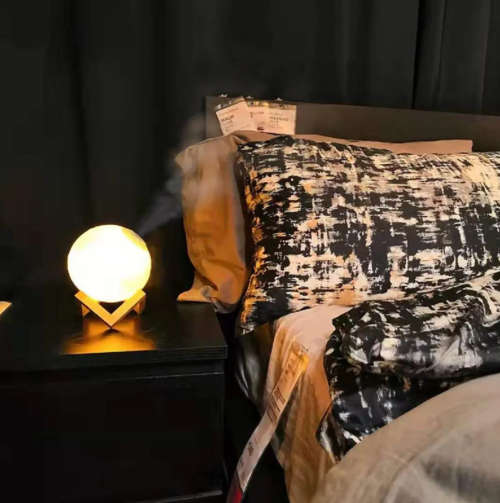 Air Humidifier 3D Moon Lamp Aroma Essential Oil Diffuser Air Purifier Mist Maker