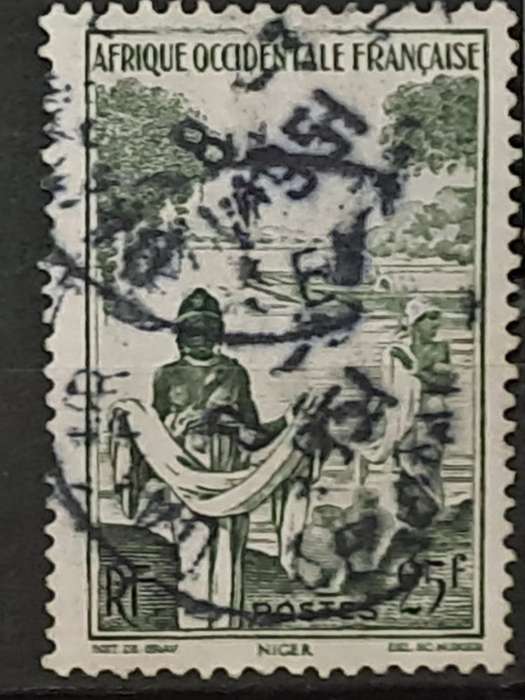 1947 - Niger - French Officentale Africa  - 25F - Local Motives
