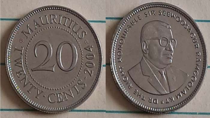 2004 - Mauritius -  20  - Sir Seewoosagur Ramgoolam -  Demonetised - No- Copper - Nickel plated stee