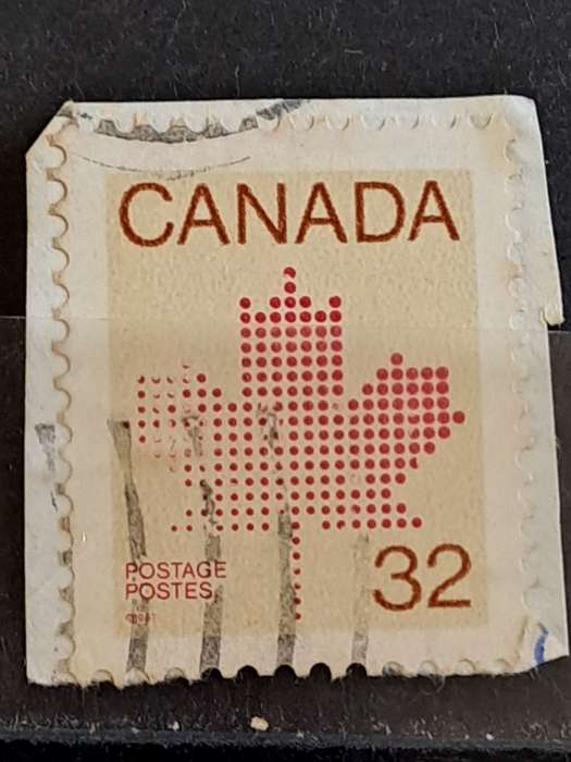 1983 - Canada - 32 -  Canadian Maple Leaf Emblem