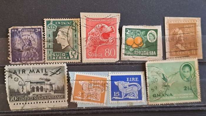 World Mix : 1937 - 1981  : Bid Per stamp for Lot of 8