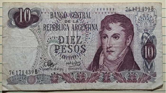 1970-1973 -  Argentina - 10 Pesos -"Ley 18.188" Issue- Demonetised - Apr 1982  - 75.762.929D