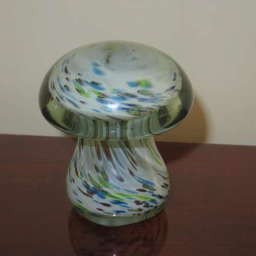 WOW** Murano Signed Mushroom Paper Weight.** Stunning Piece**