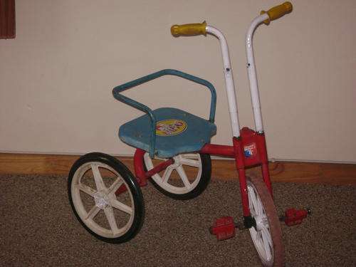 Vintage Tri-ang Trycycle - Iron frame - so nice!!!