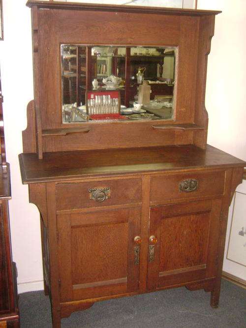 STUNNING OAK SIDEBOARD WITH MIRROR!!! ***cRAzY R1 START***