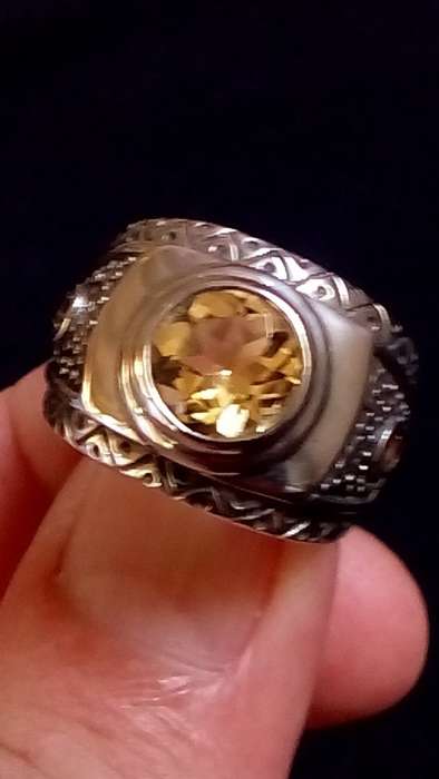 SOLID STERLING SILVER RING WITH CITRINE GEMSTONES