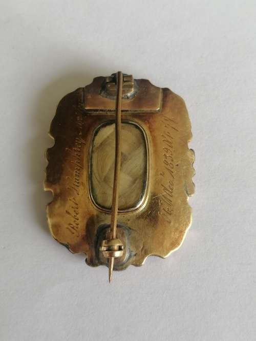 9ct Gold and Onyx Brooch with Seed Pearl and Diamond Chip Mouring Locket
