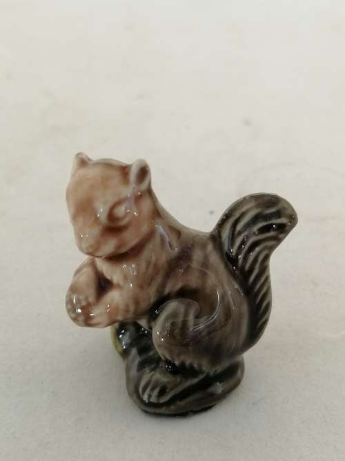 A Collection of 16 Wade Whimsies