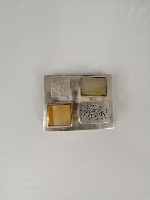 VINTAGE ERICH FREY MODERNIST 925 SILVER AND AGATE BROOCH