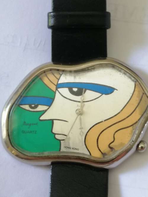 AN UNUSUAL VINTAGE LADIES QUARTZ WATCH.MARGAUX, HONG KONG