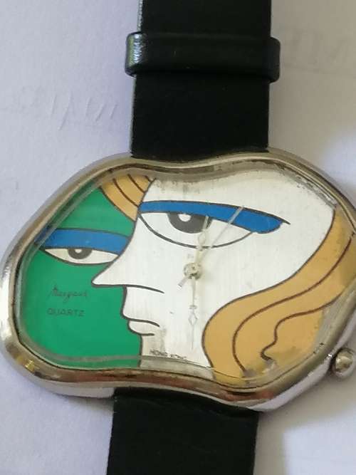 AN UNUSUAL VINTAGE LADIES QUARTZ WATCH.MARGAUX, HONG KONG