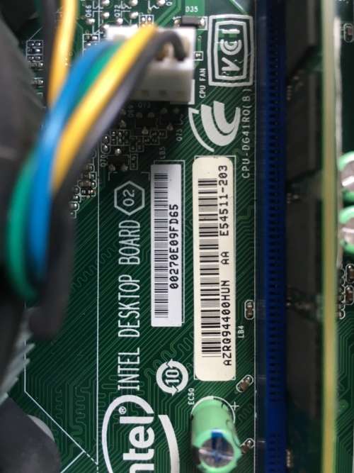 Pentium D 2.7Ghz with 2GB Ram on Socket 775 Intel M/B