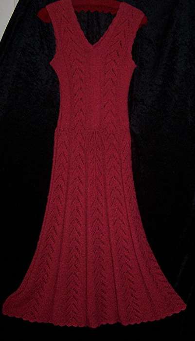 1980s Dress. Gorgeous Hand Knitted Cerise Dress. Size 34