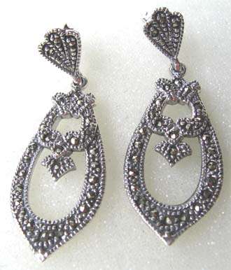 A pair of beautiful 925 Sterling Silver & Marcasite Earrings