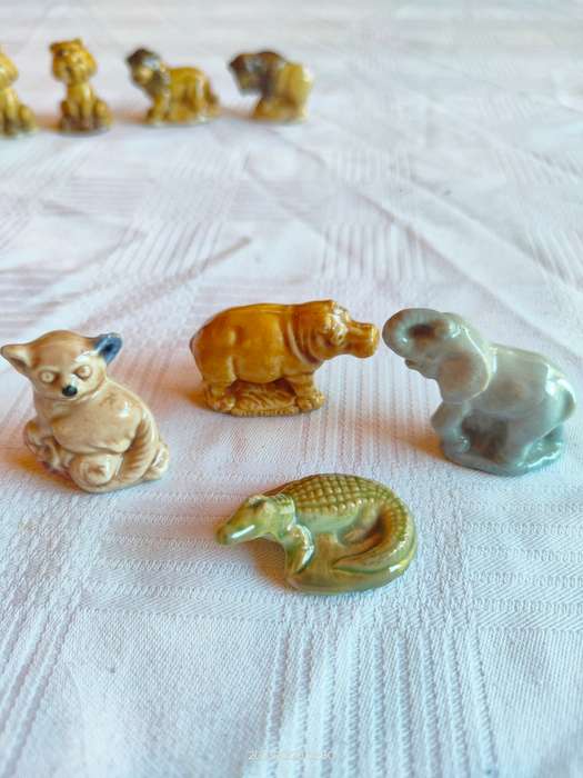 Nice large lot of vintage Wade Whimsies ornaments.