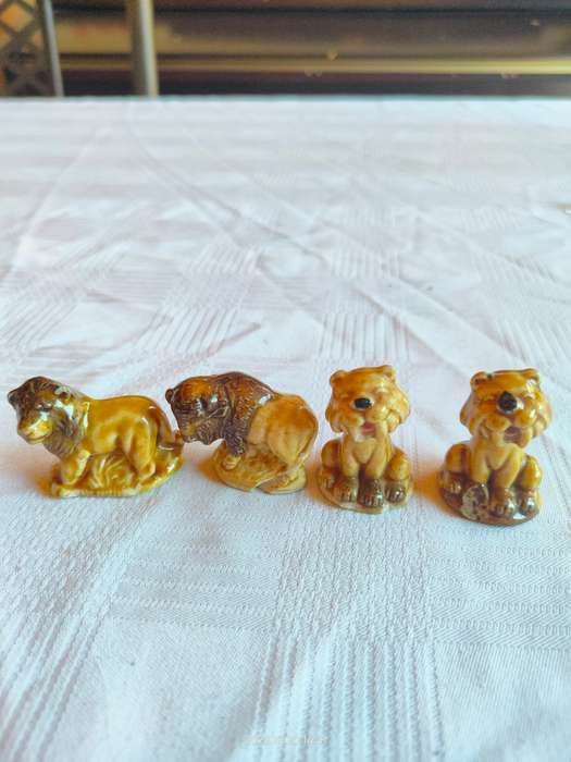 Nice large lot of vintage Wade Whimsies ornaments.