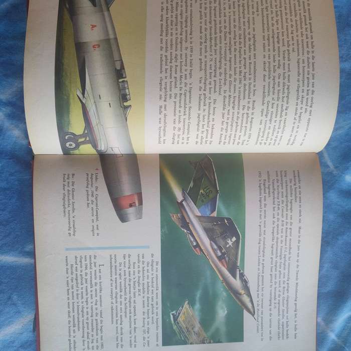 Vintage afrikaans book - Die verowering van die lug