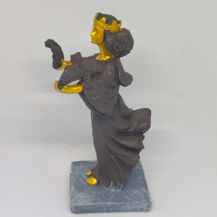 Sofia paperweight - statue
