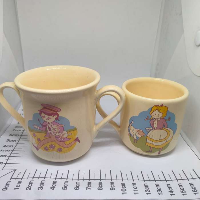 Two vintage kids mugs