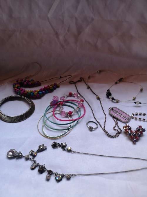 Nice big lot of costume jewelry, perfect for a little girl.