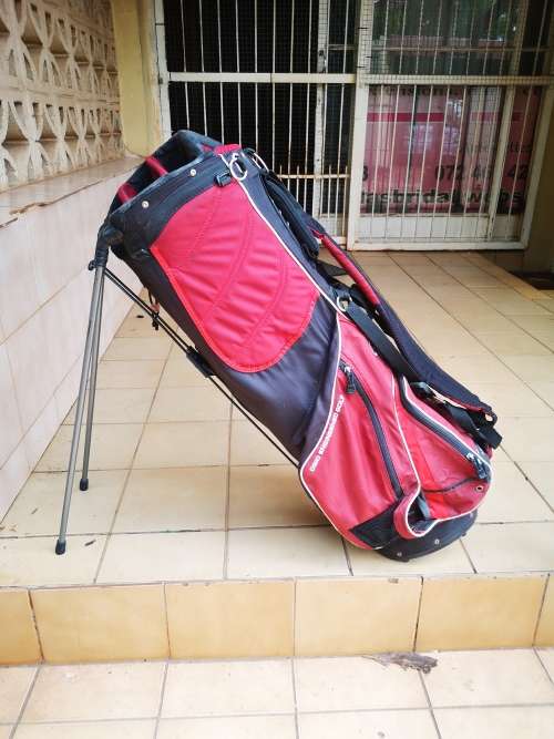 A great Ogio golf bag on offer. Still in very good condition.
