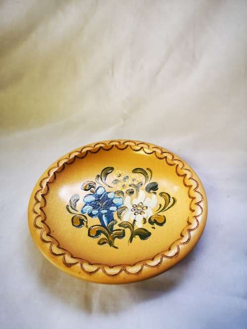 A gorgeous wooden decorative plate /wall hanging.