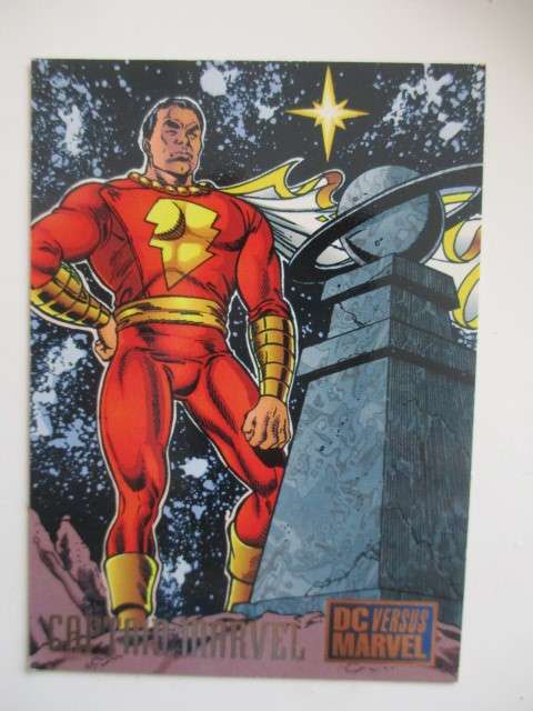 DC VERSUS MARVEL TRADING CARD  - CAPTAIN MARVEL
