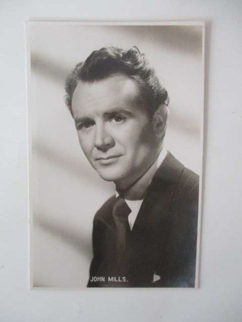AUTOGRAPHED / SIGNED - SIR JOHN MILLS -  1908 - 2005   GREAT EXPECTATIONS 1946 LETTER  SIGNED