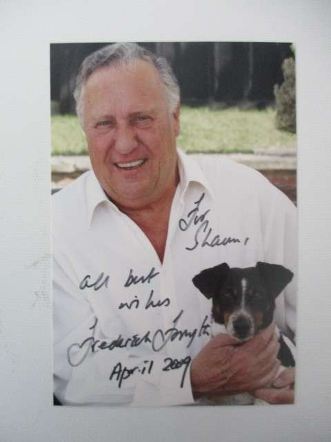 AUTOGRAPHED / SIGNED - FREDERICK FORSYTH  BRITISH AUTHOR
