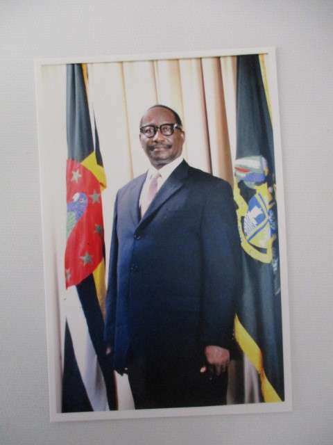 AUTOGRAPHED / SIGNED - PRESIDENT OF DOMINICA  DR. NICHOLAS LIVERPOOL