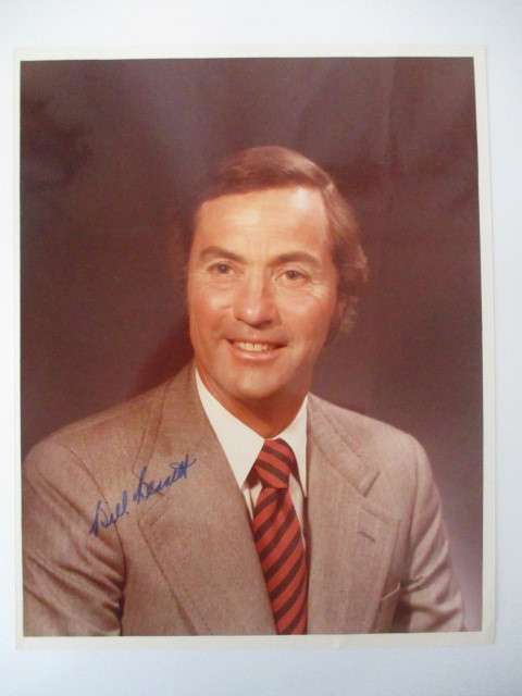 AUTOGRAPHED / SIGNED - W.R. BENNETT PREMIER OF BRITISH COLUMBIA
