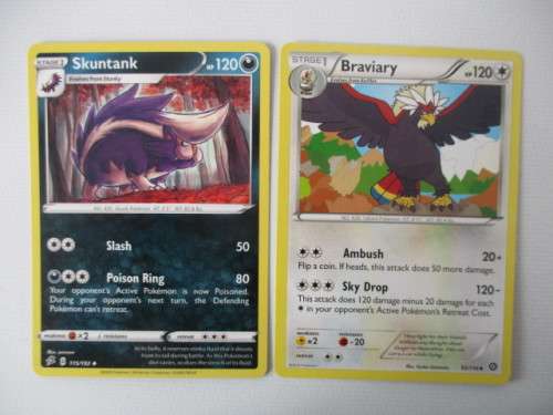POKEMON - SKUNTANK  HP 120 / BRAVIARY HP 120