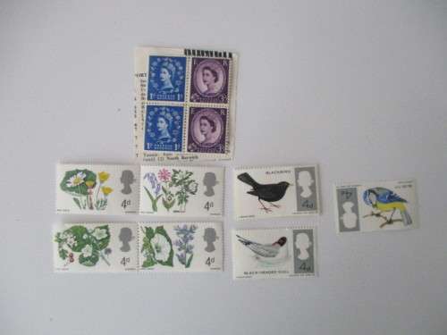 GREAT BRITAIN - LOT OF UNUSED STAMPS
