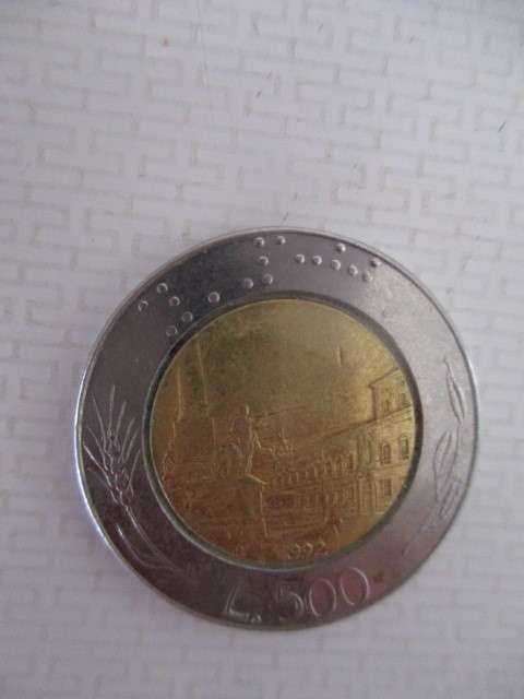 ITALY 500 LIRE - 1992 COIN