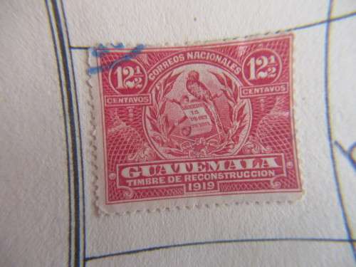 GUATEMALA - USED MOUNTED STAMP