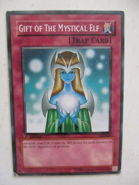 YU-GI-OH TRADING CARD - GIFT OF THE MYSTICAL ELF