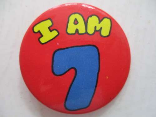 VINTAGE BADGE IAM 7 METAL