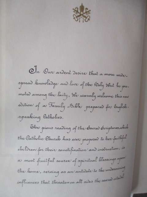 BEAUTIFUL VINTAGE ROMAN CATHOLIC BIBLE 1958 FIRST PUBLISHED AND MESSAGE BY HIS HOLINESS PIUS XII