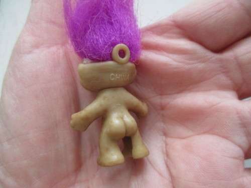 VINTAGE MINI TROLL  APP. 2 1/2cm TALL