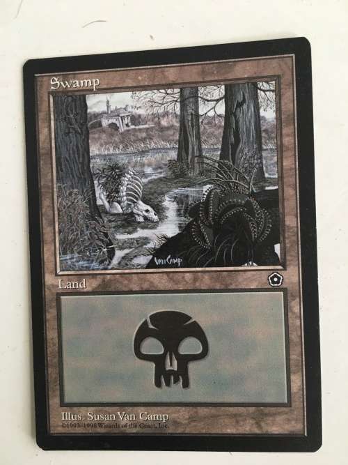 MAGIC THE GATHERING - 4X SWAMP CARDS
