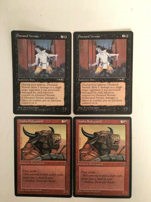 MAGIC THE GATHERING - 2 HALF SETS - ANABA BODYGUARD X 2 - DISEASED VERMIN X 2 - 4 X CARDS