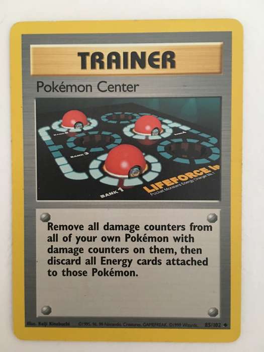 VINTAGE POKEMON TRADING CARD - TRAINER / POKEMON  CENTER
