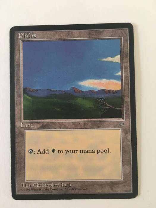 MAGIC THE GATHERING- LOT OF 8 RANDOM CARDS - R30 GET  YOURS NOW!!!!!