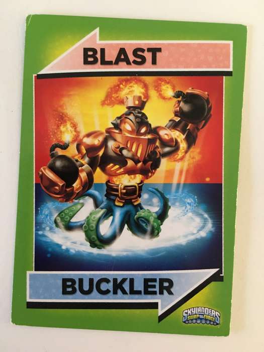 TOPPS - SKYLANDERS - TRADING CARD - BLAST BUCKLER