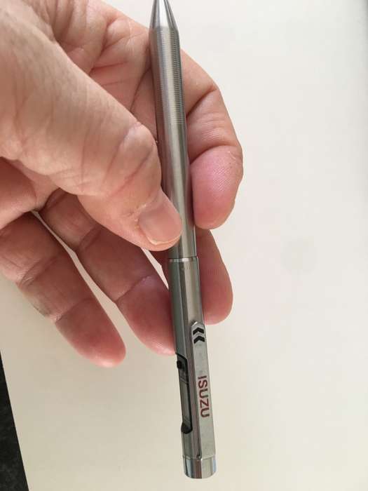 VINTAGE ASSORTMENT OF PENS INCLUDING PARKER AND RETRACTIBLE PENCILS