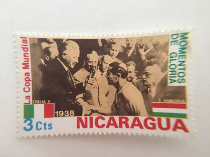 NICARAGUA  UNUSED STAMP RARE SOCCER STAMP