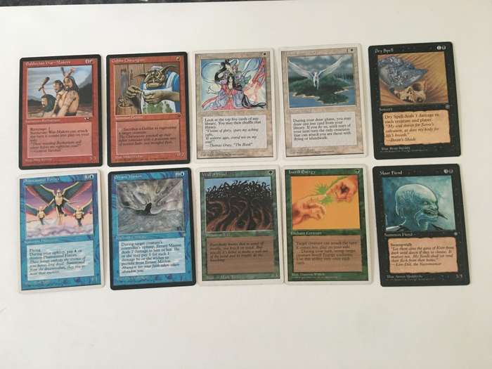 MAGIC THE GATHERING LOT OF 10 CARDS FOR R40 GET YOURS NOW!!!!!