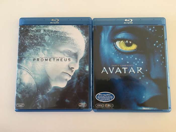 2 LOVELY  BLUE-RAY DISCS DVD MOVIES - AVATAR AND PROMETHEUS