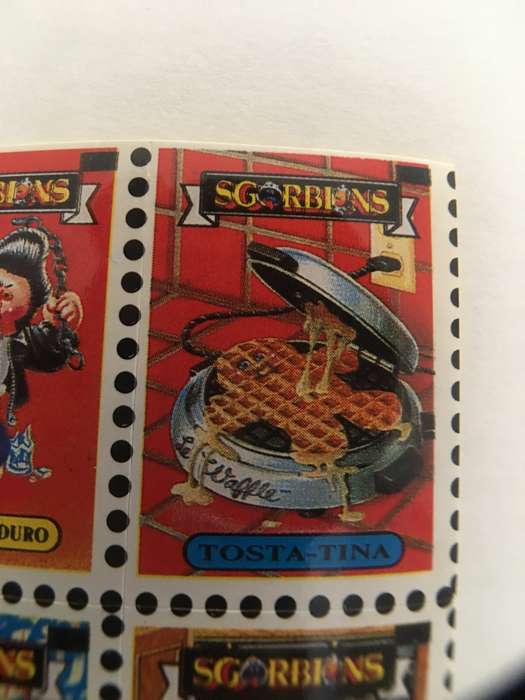 VINTAGE ITALIAN MINT SET OF 4 GARBAGE PAIL KIDS - 1989