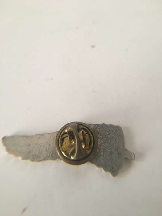LOVELY VINTAGE NEW ZEALAND / ALL BLACKS BADGE